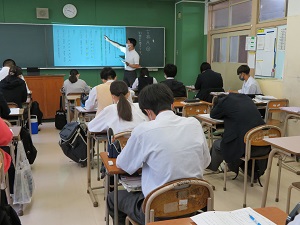 愛川高校6月の授業風景の様子05