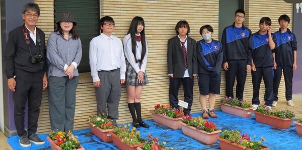 整列する生徒たち