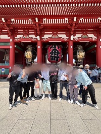 2年生が遠足で東京散策をした写真