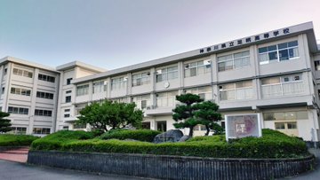 部活動体験・見学会終了時の校舎