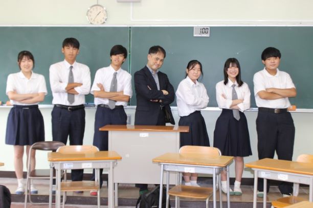 気合の入っている集合写真