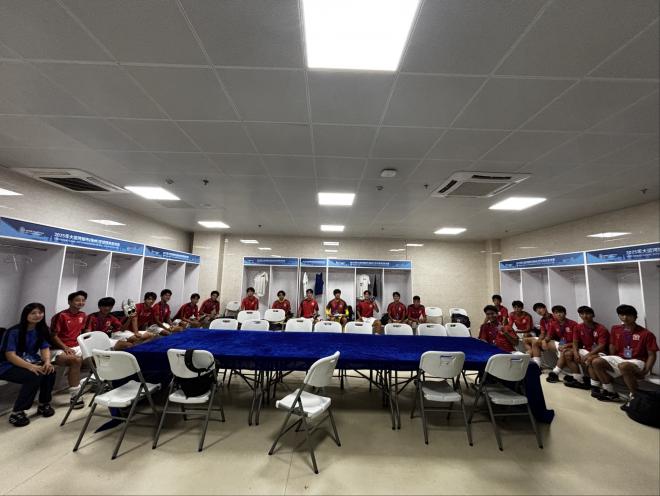 サッカー部　ロッカールーム