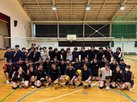 R8_volleyball_01