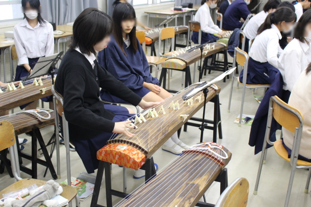 箏曲の授業_02