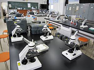 生物・化学実験室2