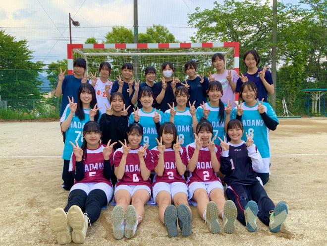 女子ハンドボール部写真