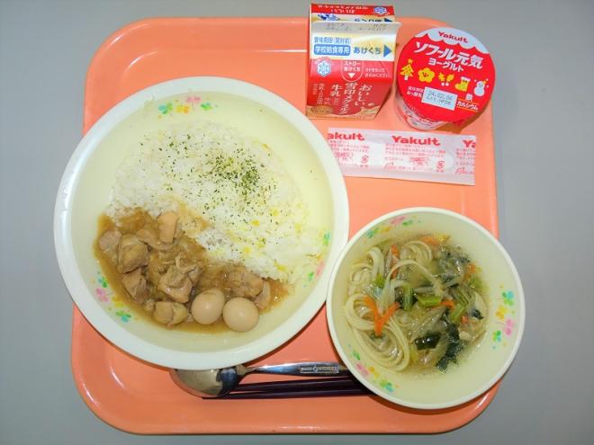 給食の写真