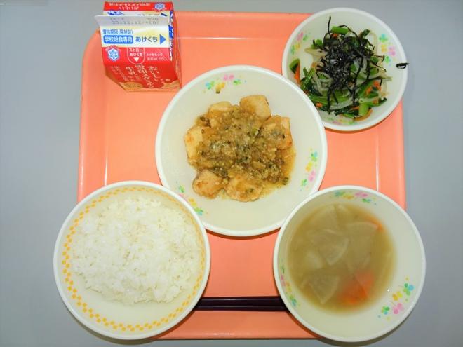 給食の写真