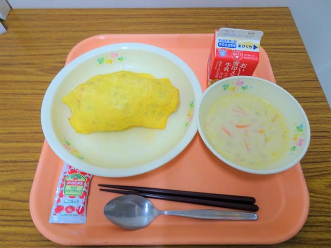 給食の写真