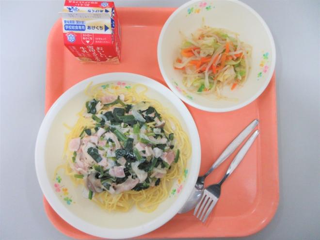 給食の写真