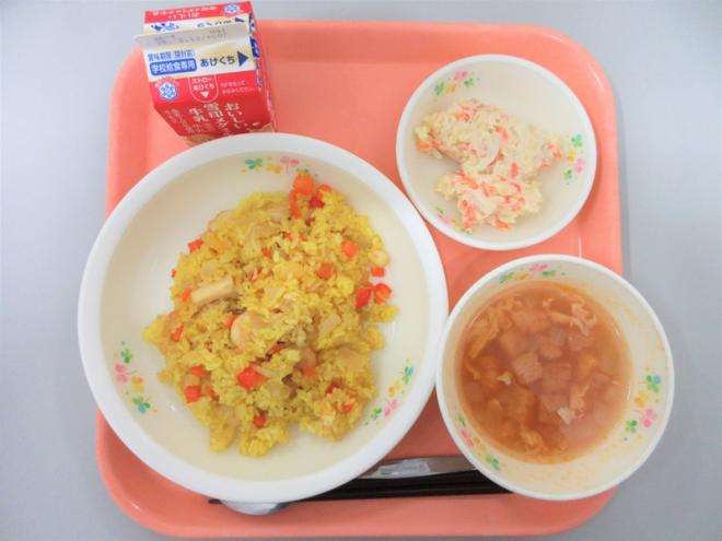 給食の写真