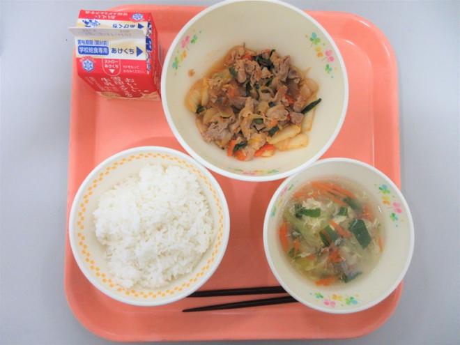 給食の写真