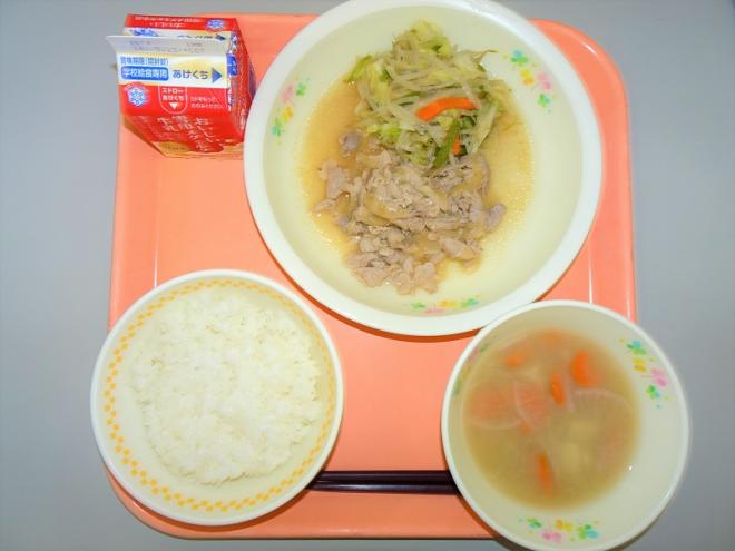 給食の写真