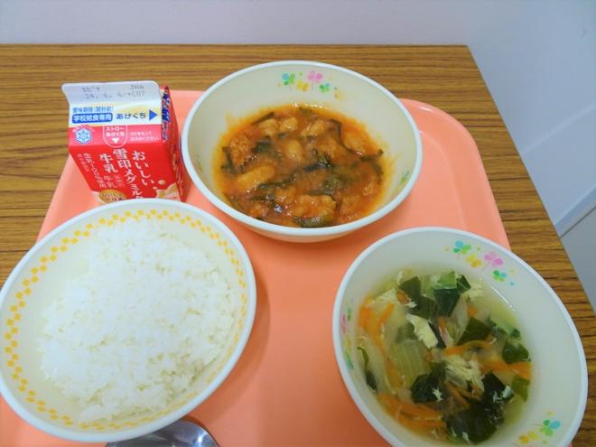 給食の写真
