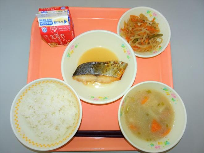 給食の写真