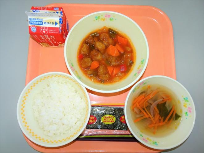 給食の写真