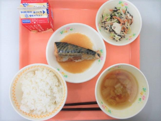 給食の写真