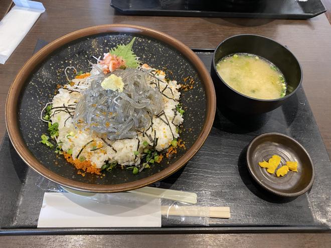 しらす丼