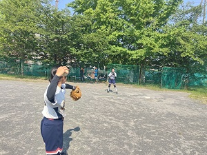 202608softball1.jpg