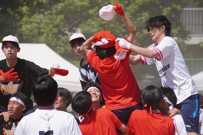 騎馬戦