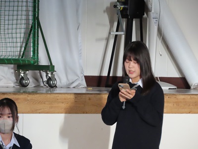 国際理解講座発表生徒