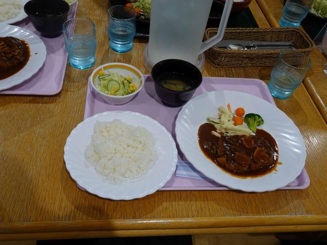 昼食