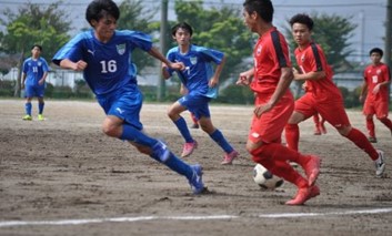  r8_soccer3
