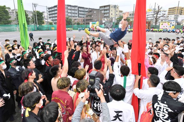 胴上げ