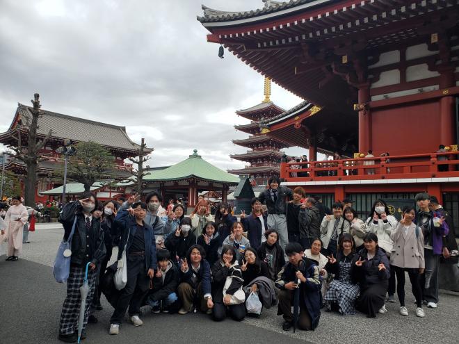 校外学習浅草集合写真