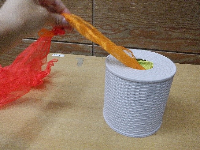 むげんからーすかーふ