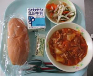給食10月3日