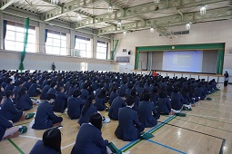 令和7年度3年生対象進路講演会の様子3