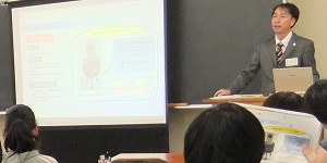 社長による、校内企業説明会2