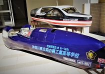 自動車部文化祭の車体展示