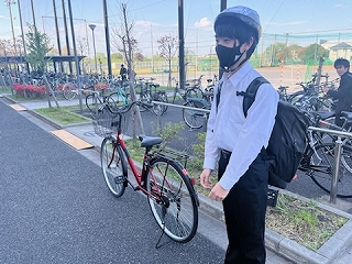 令和6年度自転車点検の様子1年生1