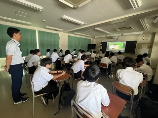 令和6年度1学期終業式の様子2