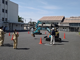 令和6年度小型車両系建設機械運転特別教育講習の様子1