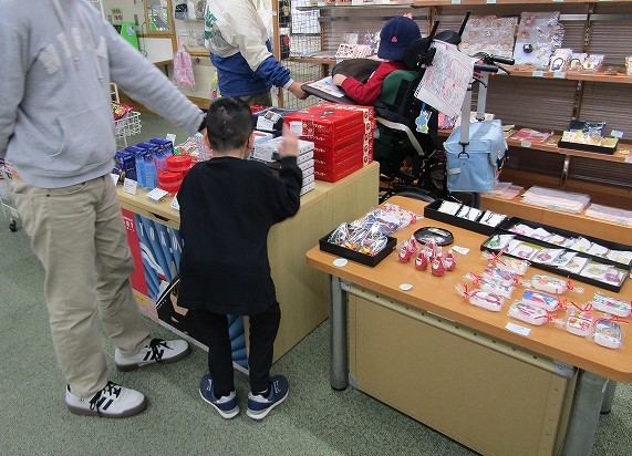 みんなでお買い物