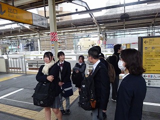 1年校外学習の様子2