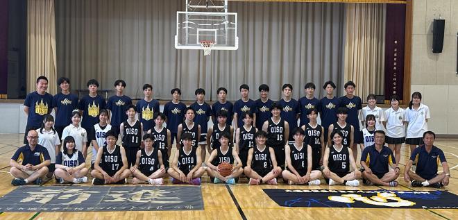 R７年度男子バスケ部集合写真