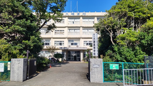 大磯高校_正門