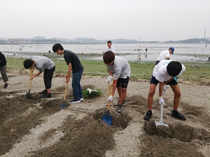 引き続き