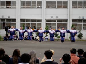 ランチタイムコンサート2024_チアダンス003