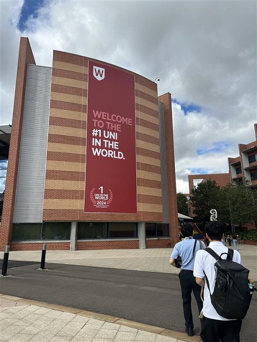 シドニー大学