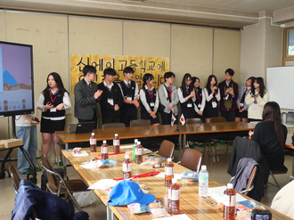 202511韓国ボラム高校が来校しました！2