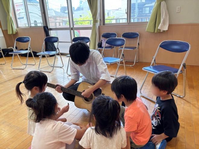 アコースティックギター部保育体験活動