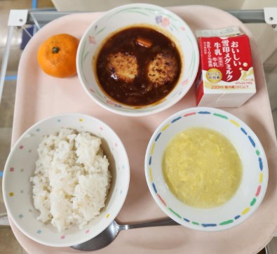 給食