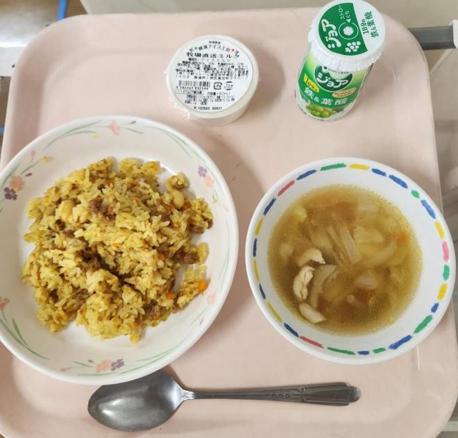 給食9.3