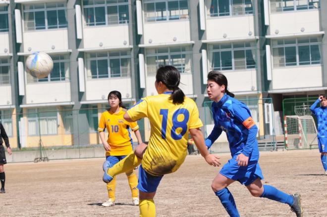 女子サッカーサブ画像4