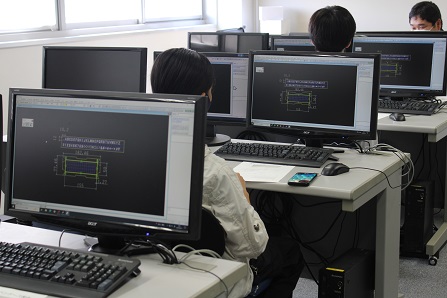 ペンケースのデザイン製作